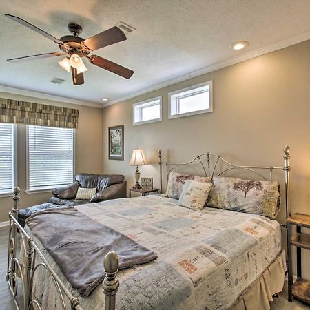 Waterfront New Orleans Home With Private Dock And Pier Екстер'єр фото