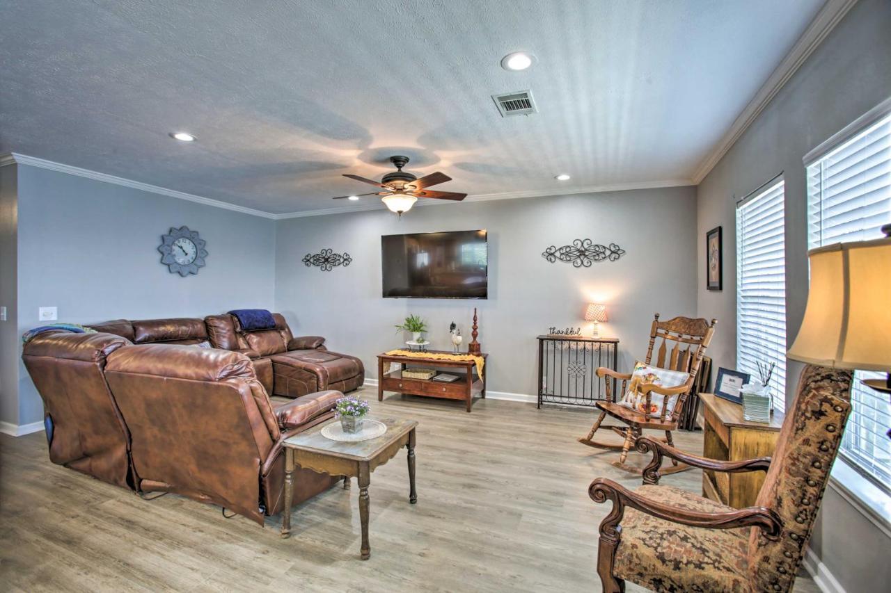 Waterfront New Orleans Home With Private Dock And Pier Екстер'єр фото